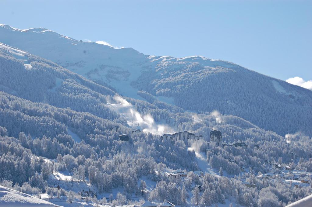 La Combe D'Or Hotel Лез Ор Екстериор снимка